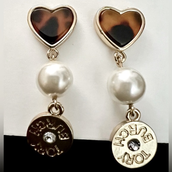 🆕Tory Burch Logo Semi Precious Tortoise Heart,Pearl Stone and Tory Logo Earrings - Picture 4 of 8